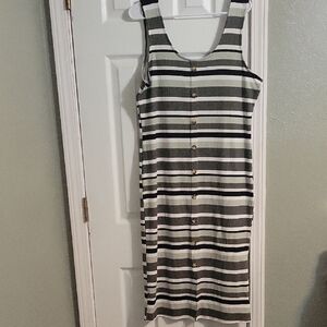 No Boundaries Black and Green Sheath Midi Dress